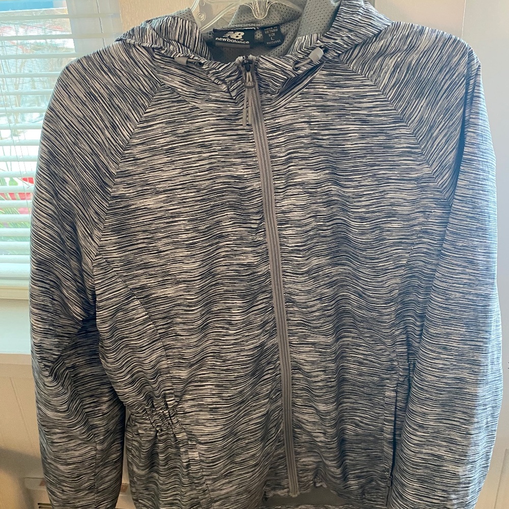 New Balance Women’s windbreaker
